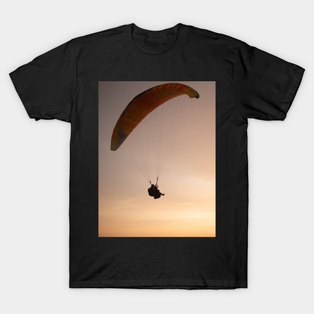 Tandem paragliding closeup over the ocean T-Shirt by kall3bu